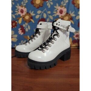 Size 6.5M White Boots